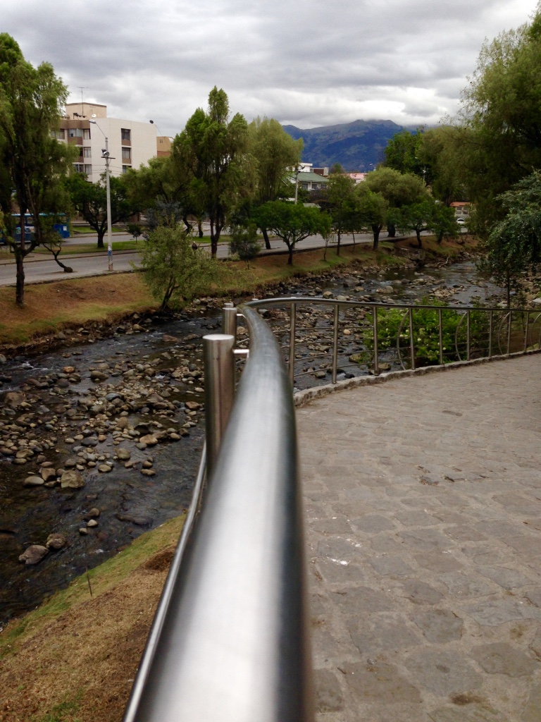 River running across Cuenca